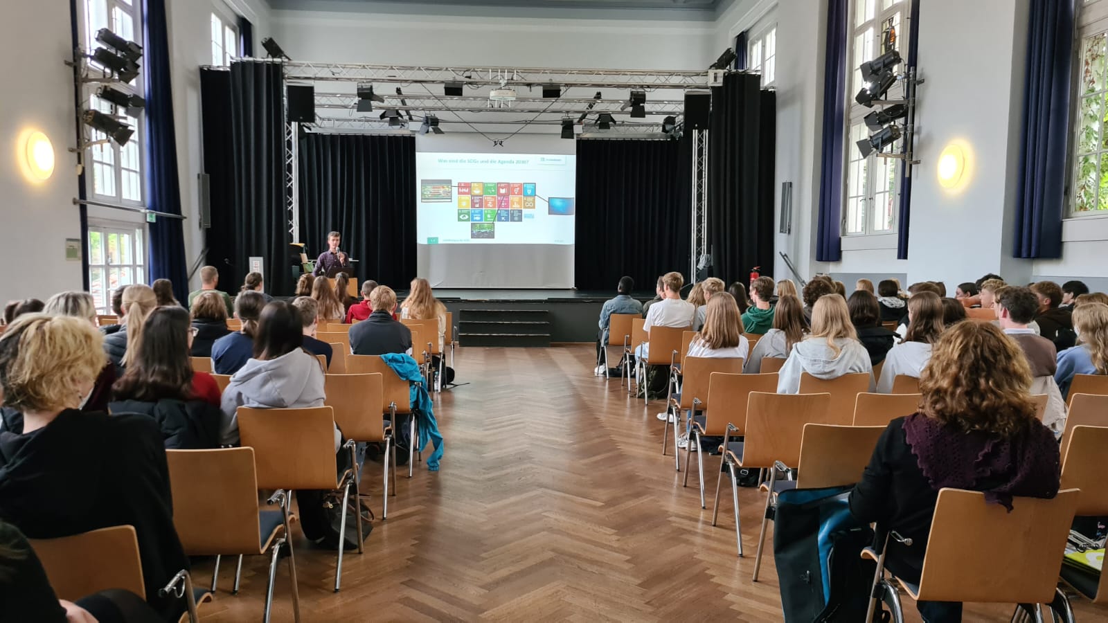 Schulen für Demokratie – Nachhaltige Politik in Niedersachsen aus Sicht der Jugend